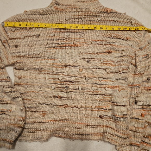 Women's Multicolor Knit Sweater - Picture 7 of 8